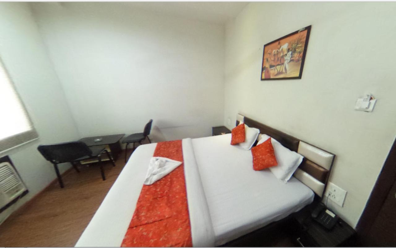Hotel Pink Pearl Raigarh Exterior foto